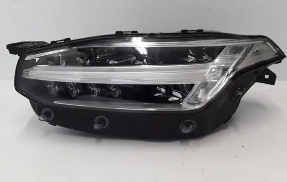 Volvo XC90 Headlight/headlamp 31446536