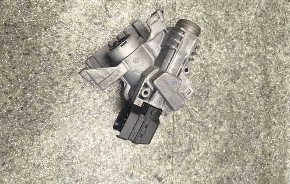 BMW 5 E39 Ignition lock 1095823 130701 L6751666