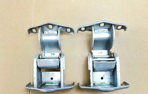 Renault Trafic III (X82) Loading door hinge set 93867626