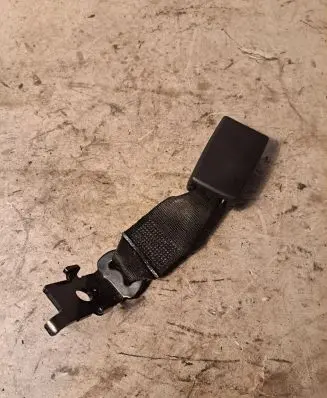 BMW X6 M Rear seatbelt buckle 7228720