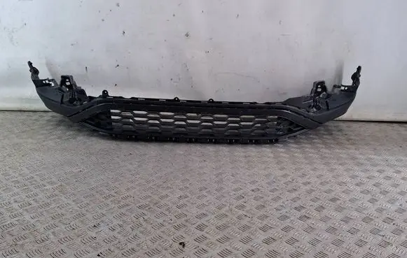 Volkswagen T-Roc Front bumper lip 2GA805903K
