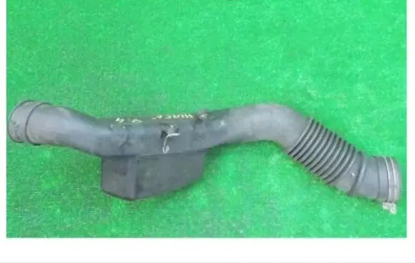 Toyota Hiace (H100) Intake resonator 