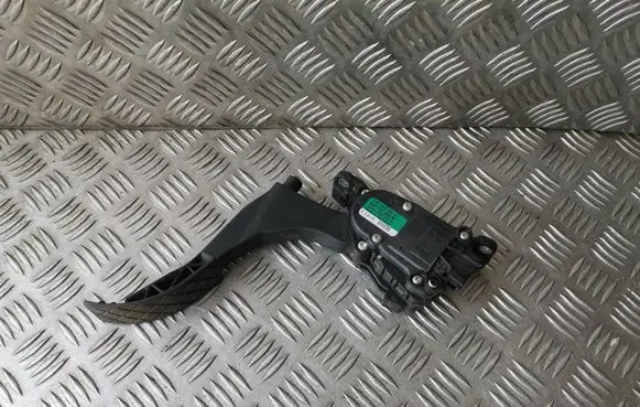 Skoda Roomster (5J) Accelerator throttle pedal 6Q1721503M 6PV00849641 6PV008496