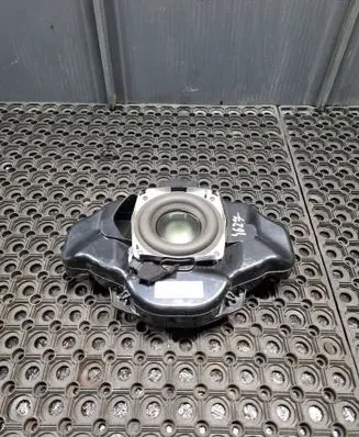 Audi A8 S8 D4 4H Subwoofer speaker 4H0035297