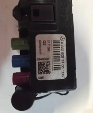 Mercedes-Benz GLC X253 C253 Antenna control unit A2229053106 17T096