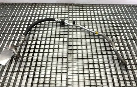 Mazda CX-5 Air conditioning (A/C) pipe/hose