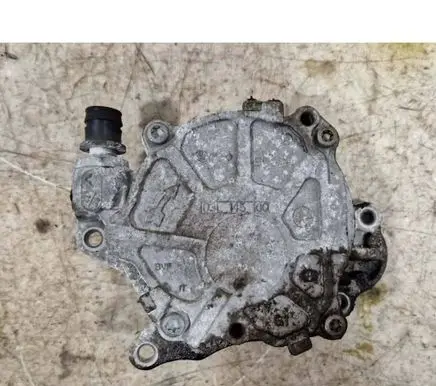 Volkswagen PASSAT B6 Vacuum pump 03L145100