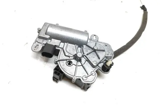 Audi Q2 - Tailgate/trunk/boot lift motor 5TA827887C 120320 060756