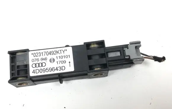 Audi A8 S8 D2 4D Airbag deployment crash/impact sensor 4D0959643D