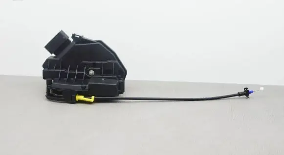 Ford Kuga II Coupe door lock (next to the handle) BM5AA21813DF