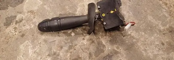 Renault Kangoo I Wiper control stalk 8200299869