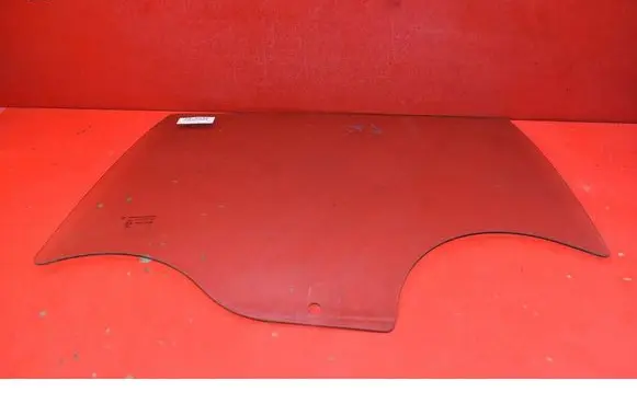 Dacia Sandero Rear door window glass 