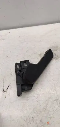 Engine bonnet (hood) release handle