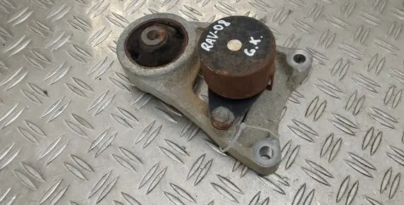 Toyota RAV 4 (XA30) Rear differential/diff mount bracket 