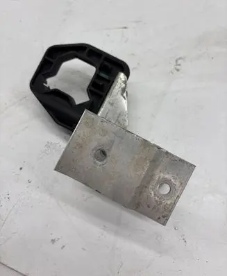 BMW 3 F30 F35 F31 Radiator mount bracket 8620732