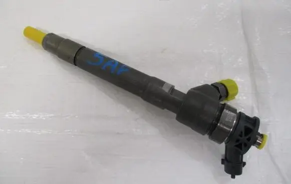 Renault Trafic III (X82) Fuel injectors set 0445110414