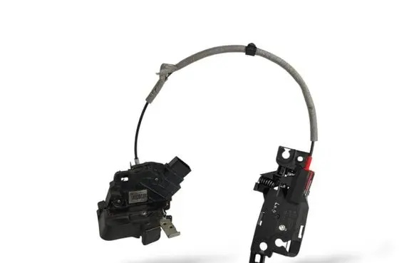 Ford Mondeo MK IV Front door lock 8M2AR21812AA 6M21U22600 7S71A22600