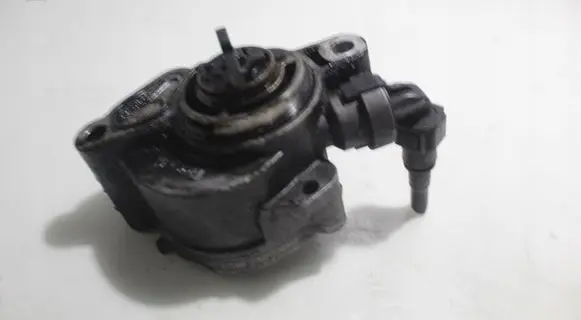 Ford Focus Vacuum pump