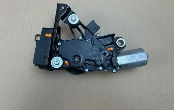 BMW 3 E90 E91 Rear window wiper motor 1397220905