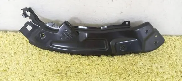 Audi A1 Engine bonnet/hood lock trim molding 82A806929A