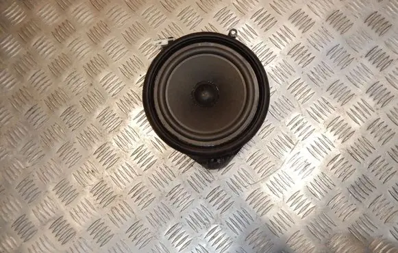 Audi A4 S4 B7 8E 8H Front door speaker 8E0035411 3415