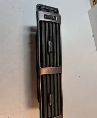 Audi A6 S6 C6 4F Dash center air vent grill 4B2820951