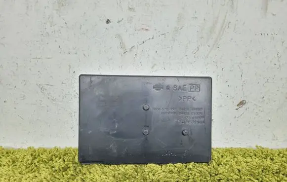 Nissan X-Trail T32 Battery bracket 24428-4m800