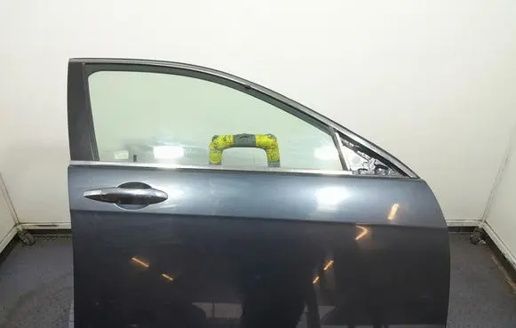 Honda Accord Front door 