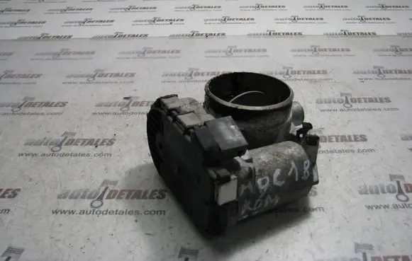 Mercedes-Benz C W203 Throttle valve A1110980109