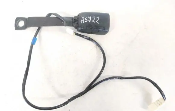 Subaru Legacy Front seatbelt buckle e034501