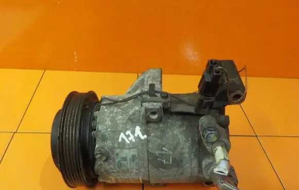 Hyundai i30 Air conditioning (A/C) compressor (pump) F500FG8CA08 13XZ31 171