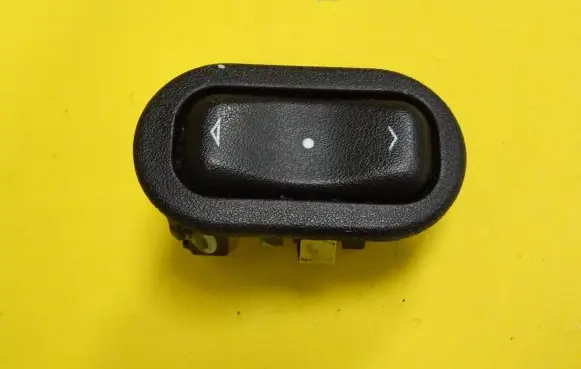 Opel Zafira A Electric window control switch 13363100 90561388