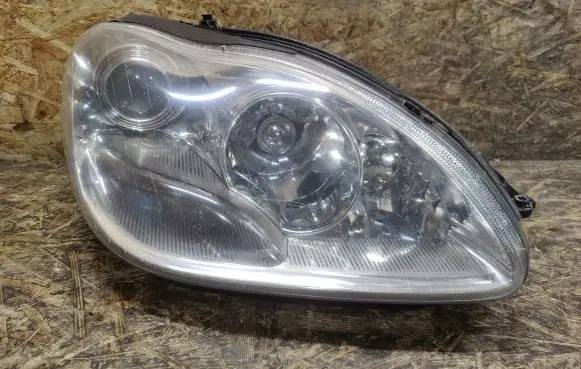 Mercedes-Benz S W220 Headlight/headlamp A2208203661