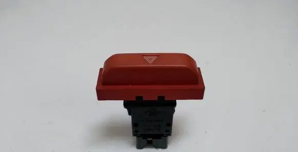 Nissan X-Trail T30 Hazard light switch 06016