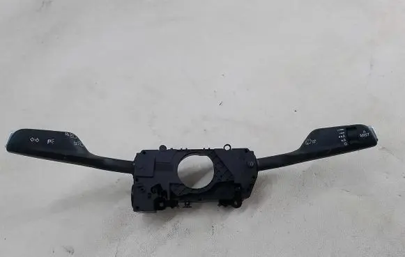 Alfa Romeo Giulia Wiper turn signal indicator stalk/switch