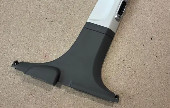 Hyundai Ioniq 5 (B) pillar trim (bottom) 85846GI100 97065GI000