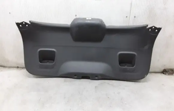Peugeot 308 Tailgate/boot lid cover trim 