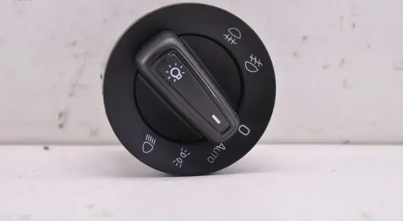 Skoda Fabia Mk3 (NJ) Light switch 5E0941431D
