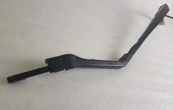 Nissan Qashqai J12 Windshield/front glass wiper blade 