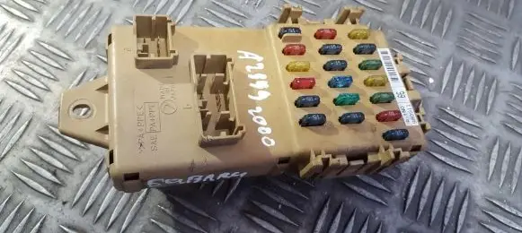 Subaru Legacy Fuse box set 980911