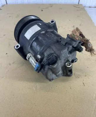 Opel Insignia A Air conditioning (A/C) compressor (pump) 13232307 BK3