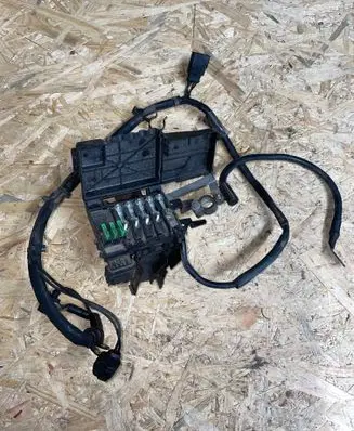 Volkswagen Bora Fuse module 1J0937550