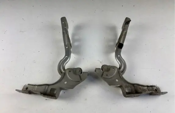 Citroen C4 II Engine bonnet/hood hinges C4B7