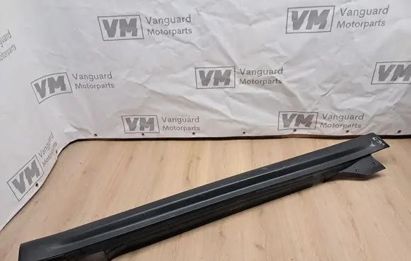 Mini One - Cooper Clubman R55 Sill 7167592