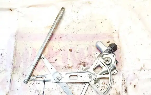 Toyota RAV 4 (XA30) Sliding door window regulator with motor