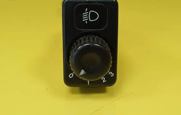 KIA Sportage Headlight level height control switch LS023212S