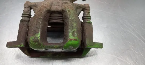 Peugeot 407 Front brake caliper