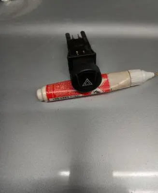 Peugeot 306 Hazard light switch 338509H3 09H3