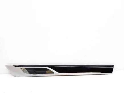 Front door card panel trim