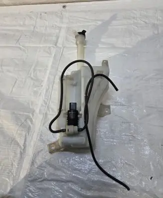 Opel Mokka Windshield washer fluid reservoir/tank 95326311